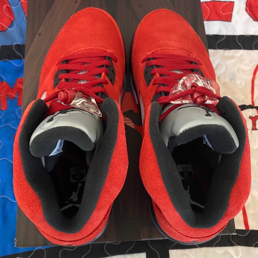Air Jordan 5 Retro 2021 “Raging Bull” - Picture 5 of 9